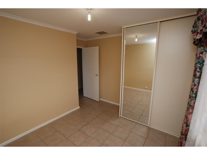 17 Greenfield Rise, Aberfoyle Park SA 5159