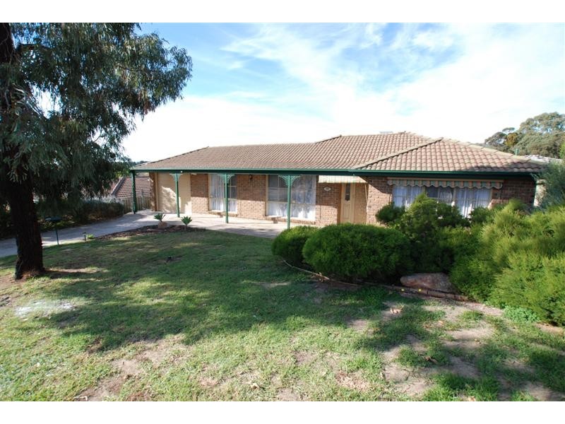 17 Greenfield Rise, Aberfoyle Park SA 5159