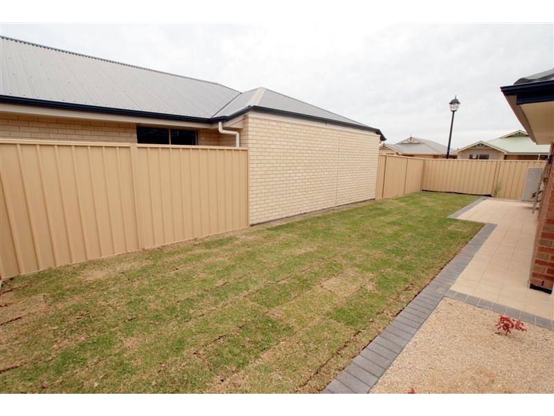 2 Buoy Crest, Seaford Meadows SA 5169