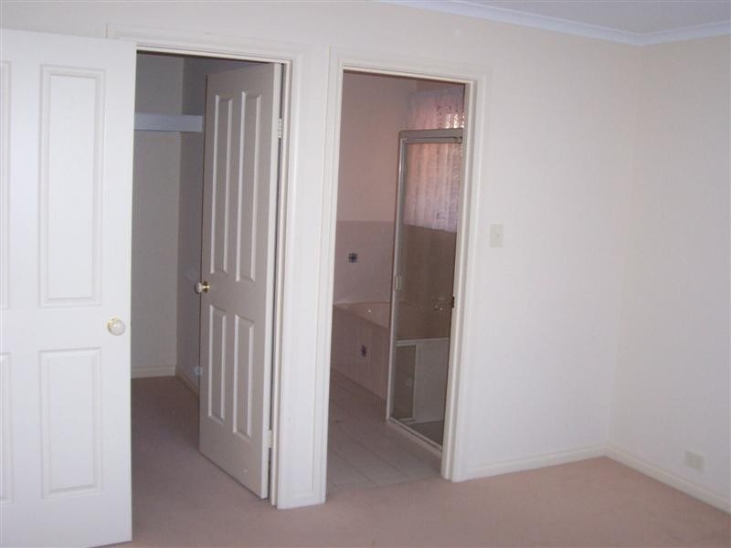 41 Allworth Drive, Happy Valley SA 5159