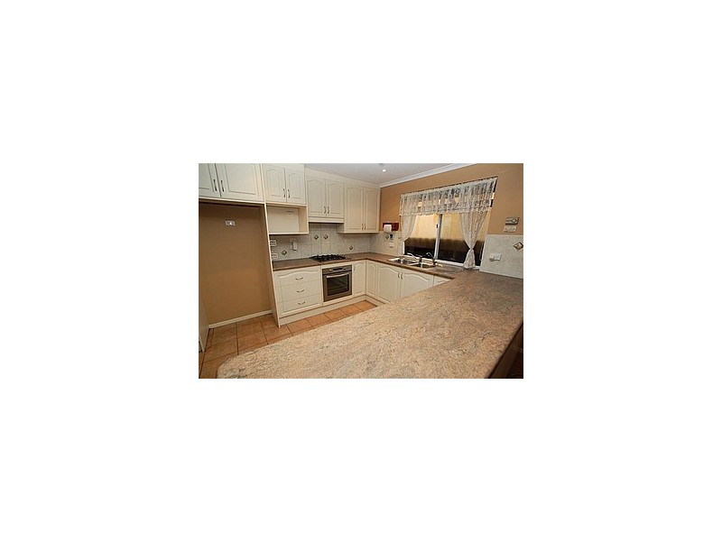 11 Dennis Street, Happy Valley SA 5159