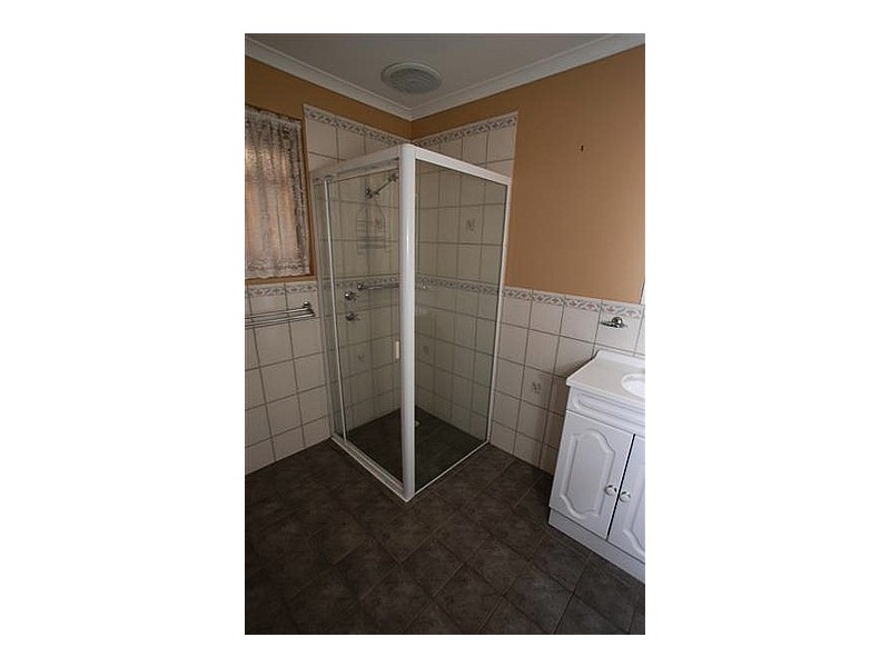 11 Dennis Street, Happy Valley SA 5159