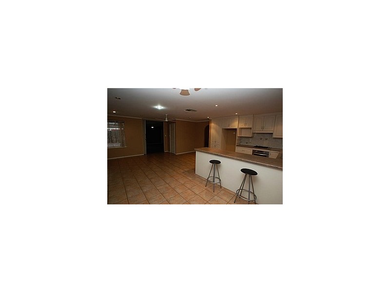 11 Dennis Street, Happy Valley SA 5159