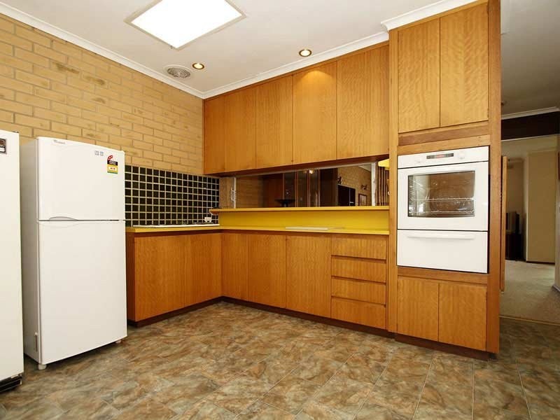7 Weeroona Avenue, Port Noarlunga South SA 5167