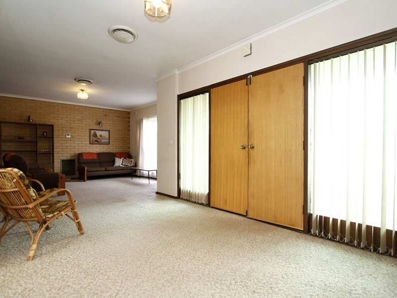 7 Weeroona Avenue, Port Noarlunga South SA 5167