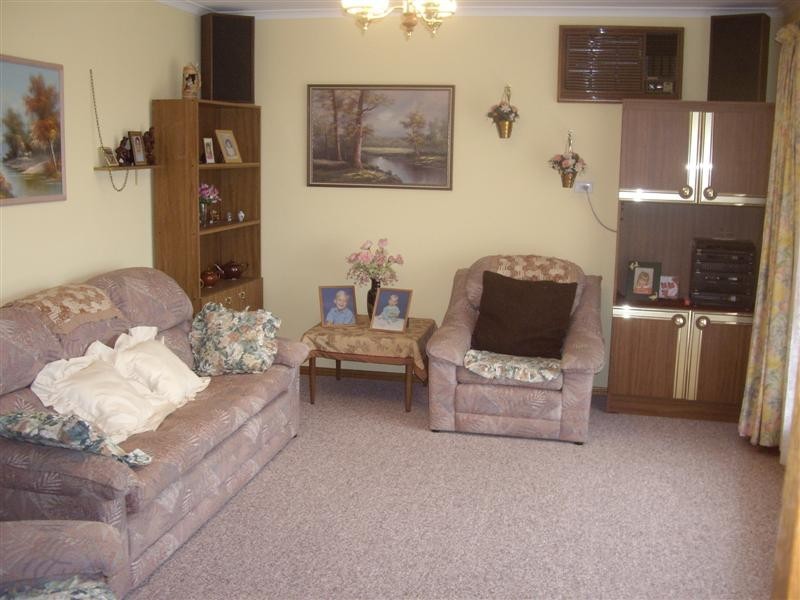 4 Falcon Avenue, Hallett Cove SA 5158