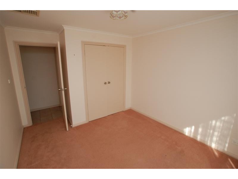 1 Torresan Crescent, Flagstaff Hill SA 5159