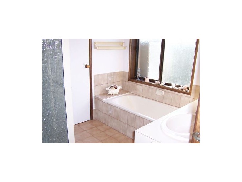 26 Sherebrooke Boulevard, Woodcroft SA 5162