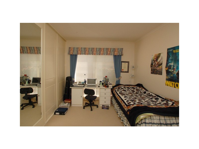 19 Ingleton Drive, Hallett Cove SA 5158