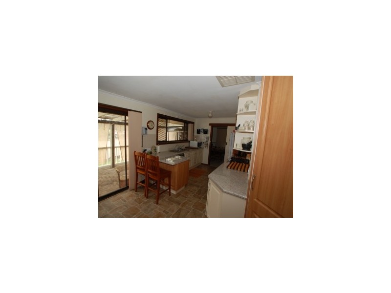 42 Robbie Drive, Reynella East SA 5161