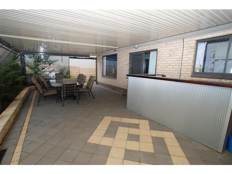 3 Alison Drive, Happy Valley SA 5159