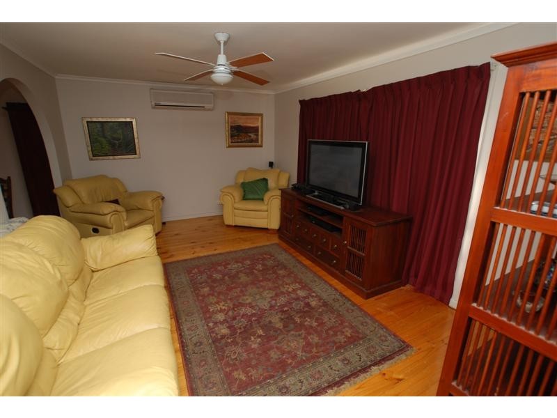 4 Drummond Avenue, Reynella East SA 5161