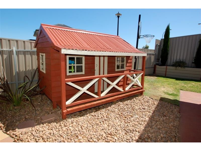 1 Overland Crescent, Sheidow Park SA 5158