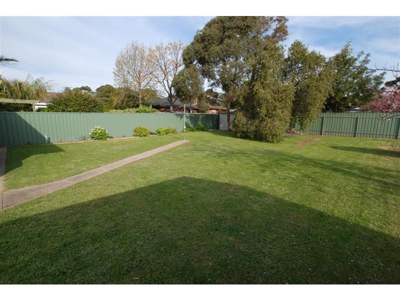 6 Balee Road, Happy Valley SA 5159