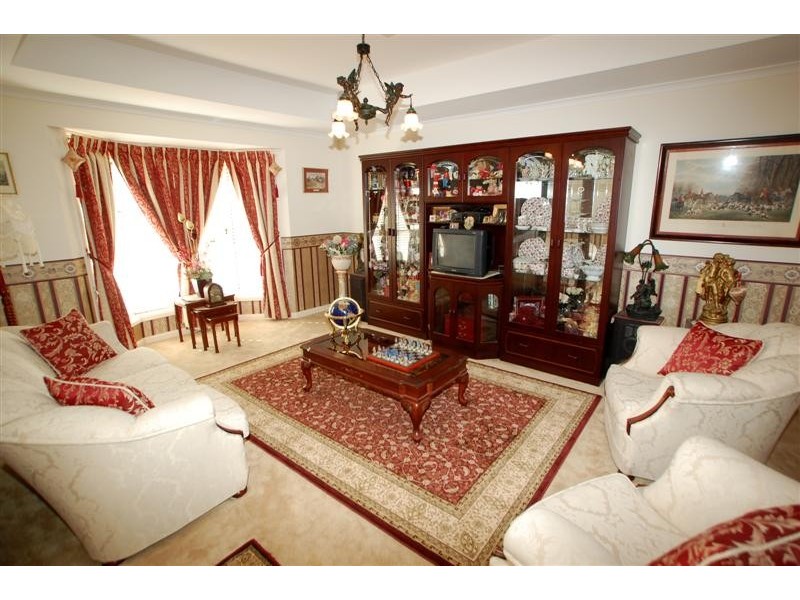 8  Overland Crescent, Sheidow Park SA 5158