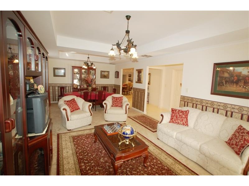 8  Overland Crescent, Sheidow Park SA 5158