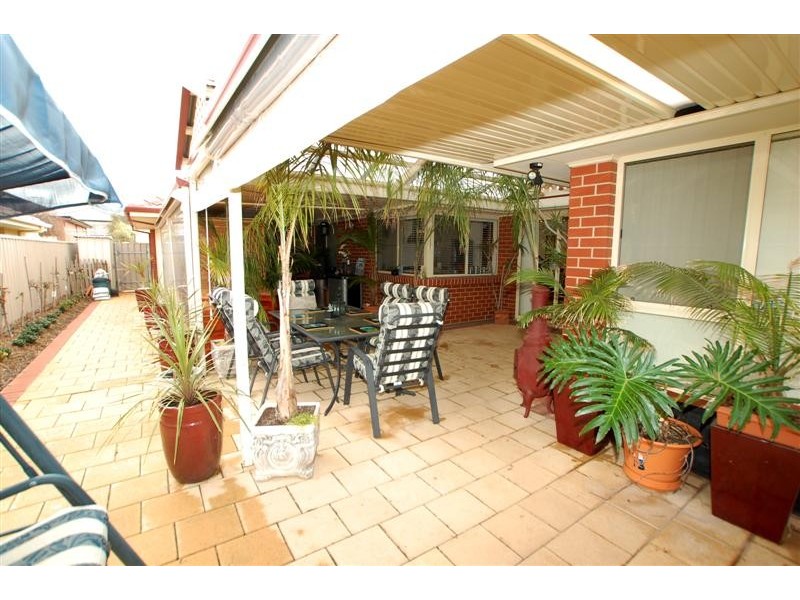 8  Overland Crescent, Sheidow Park SA 5158