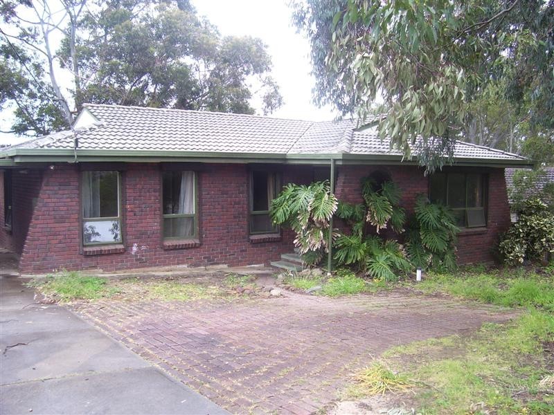 8 Regency Road, Happy Valley SA 5159