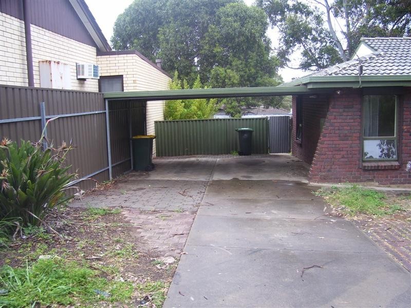 8 Regency Road, Happy Valley SA 5159