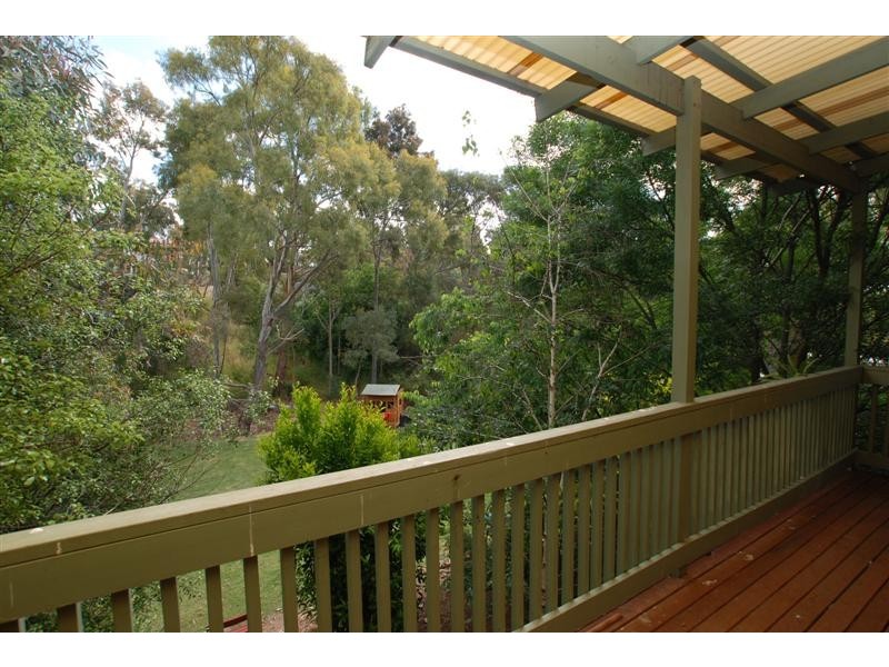 6 Nayook Grove, Happy Valley SA 5159