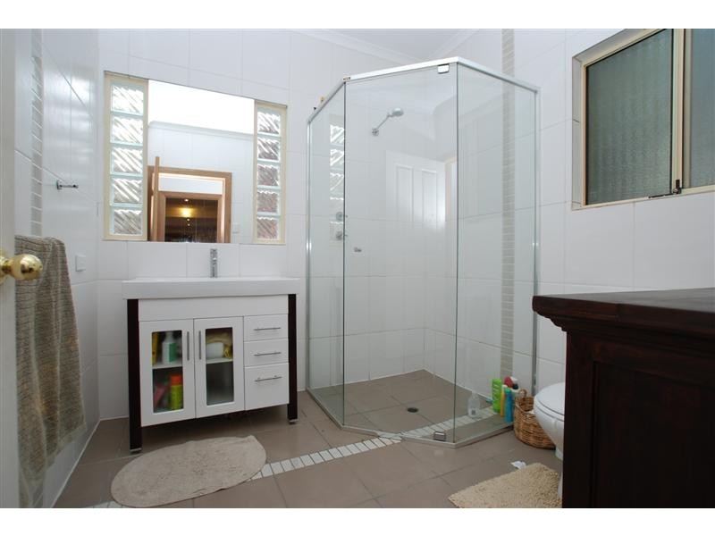 6 Nayook Grove, Happy Valley SA 5159