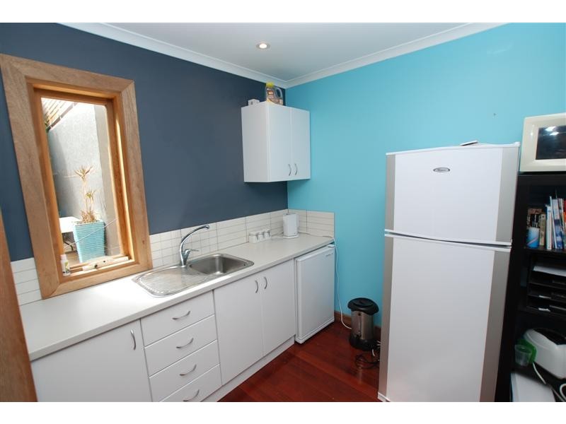 6 Nayook Grove, Happy Valley SA 5159