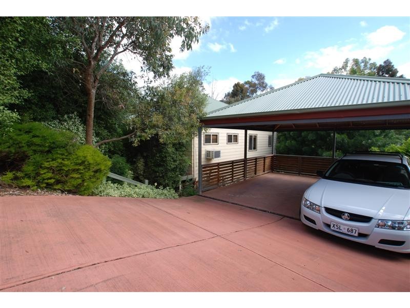 6 Nayook Grove, Happy Valley SA 5159