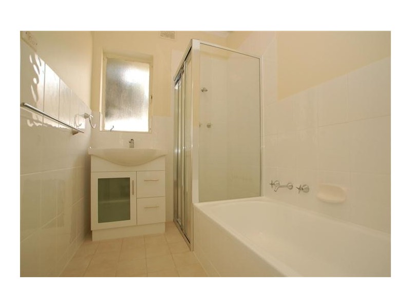 6 Warwick Grove, Morphett Vale SA 5162