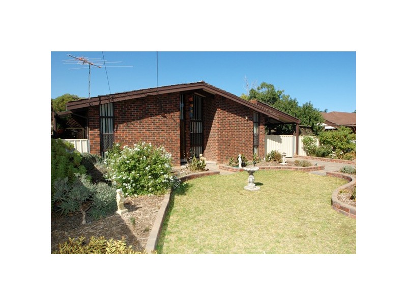 4 Regent Street, Moana SA 5169