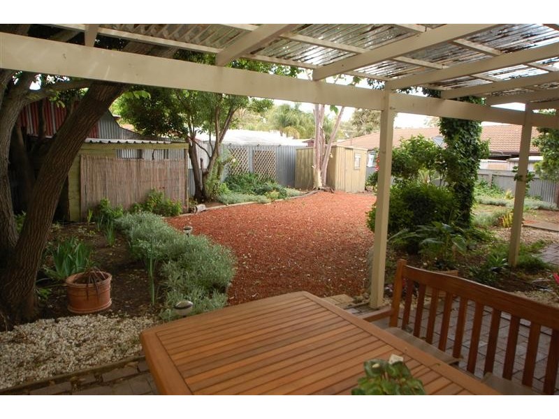 32 Riordan Street, Morphett Vale SA 5162