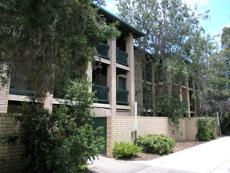 13/2 FERGUSON STREET, Glenelg North SA 5045