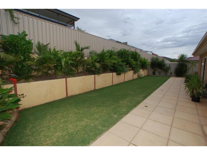 9 Brookside Crescent, Seaford Rise SA 5169
