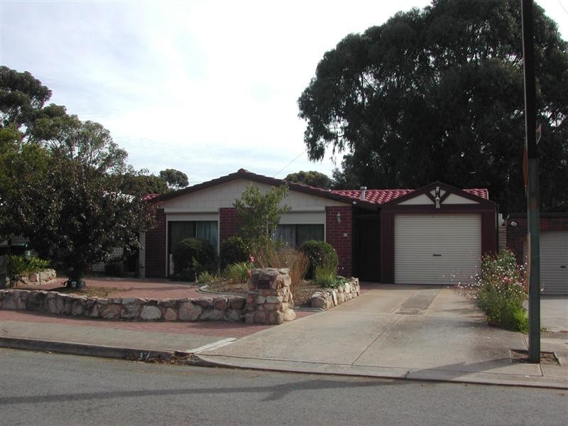17 Rosemary Terrace, Morphett Vale SA 5162