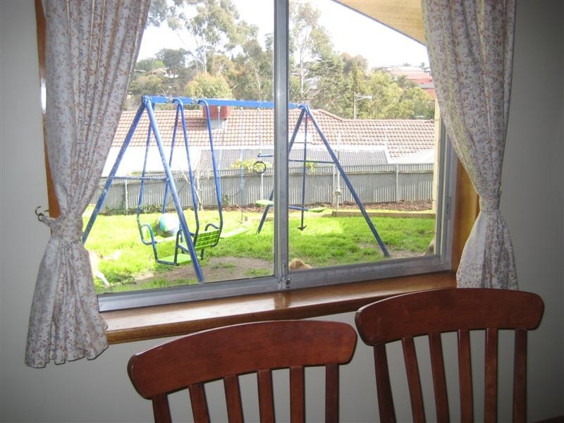 11 Nightingale Cres, O’halloran Hill SA 5158