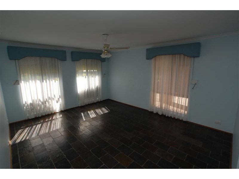 2 Concord Drive, Old Reynella SA 5161