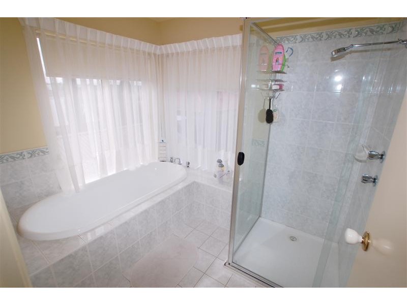 12 Quartz Pl, Sheidow Park SA 5158