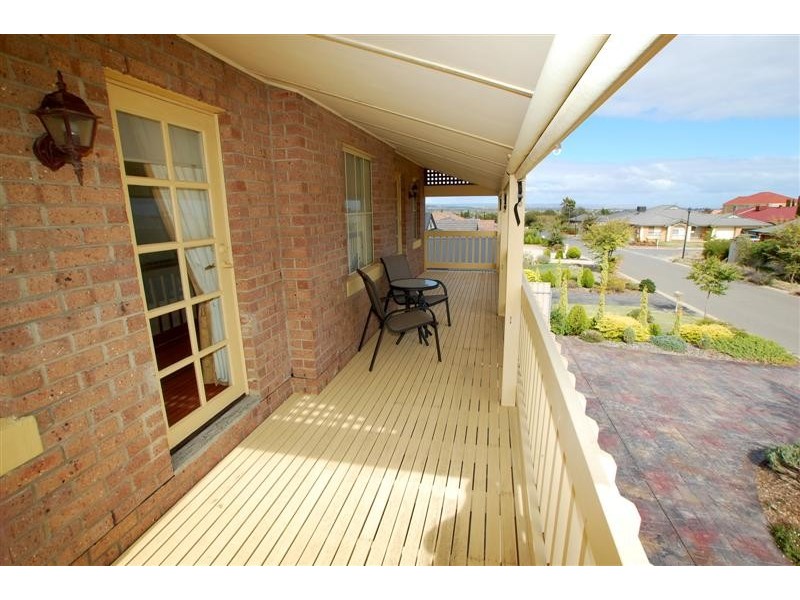 12 Quartz Pl, Sheidow Park SA 5158