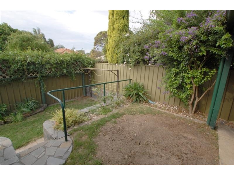13 Barossa Way, Woodcroft SA 5162