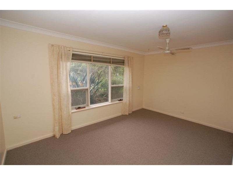 37 Collins Parade, Hackham SA 5163