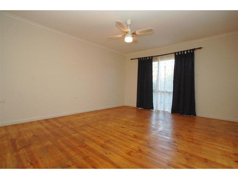 17 Amsterdam Road, Hackham West SA 5163