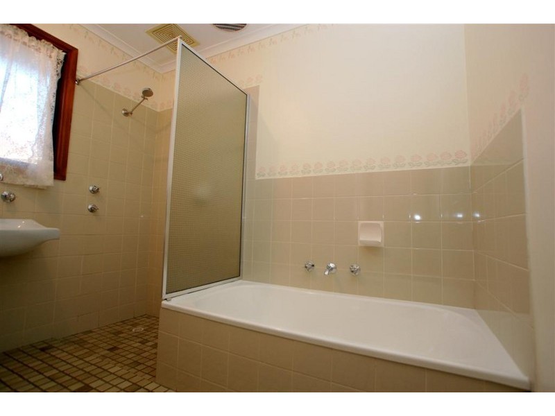 17 Amsterdam Road, Hackham West SA 5163