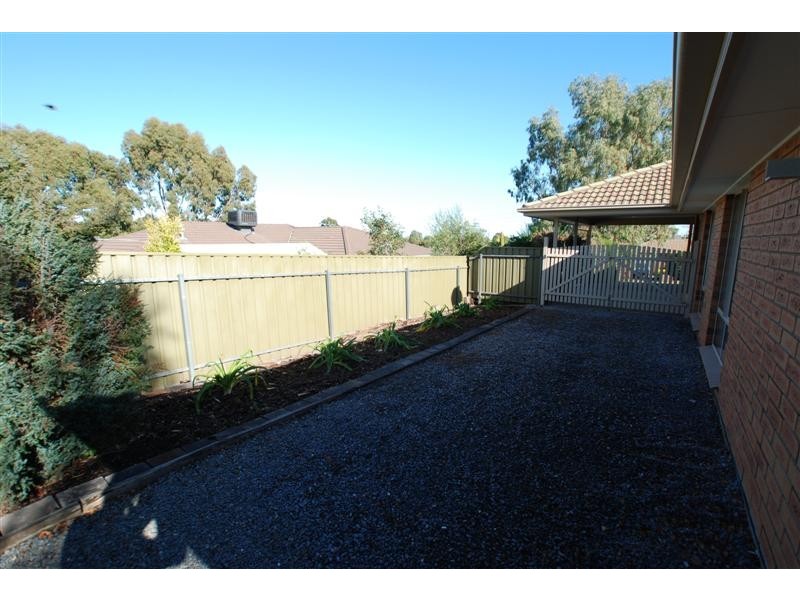 14 Marena Court, Woodcroft SA 5162