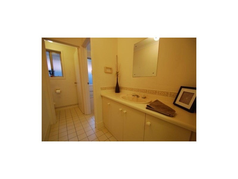 4 Padthaway Court, Woodcroft SA 5162