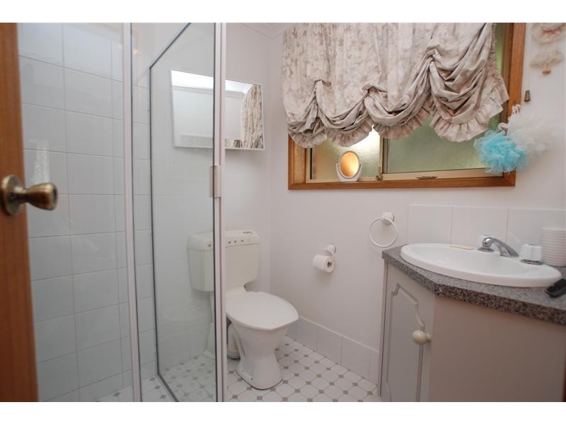 11 Songlark Grove, Flagstaff Hill SA 5159