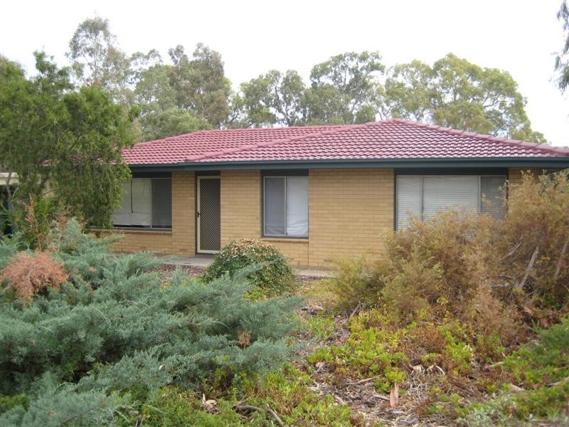 17 Jennifer Drive, Happy Valley SA 5159