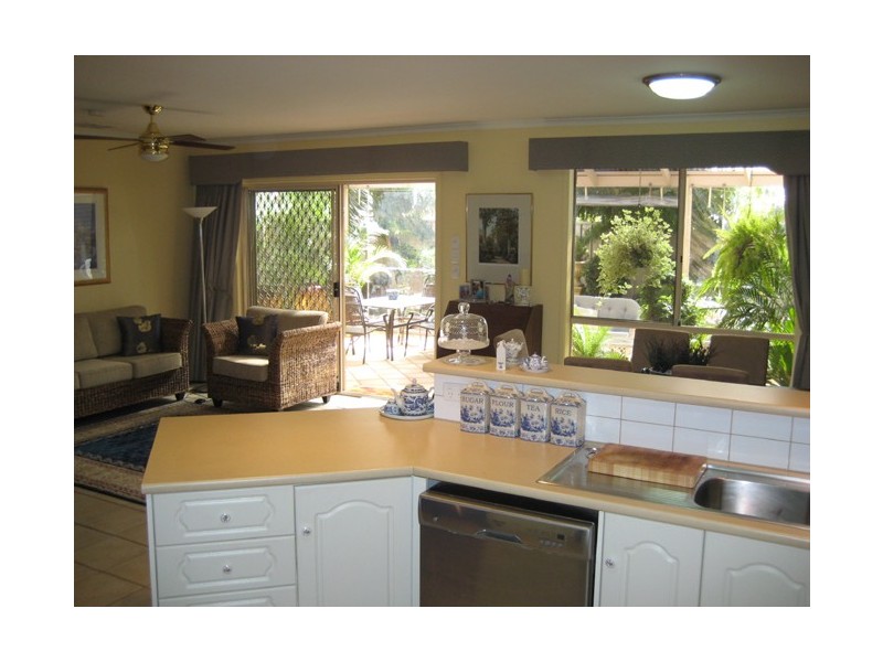 41 Dorrien Ave, Woodcroft SA 5162