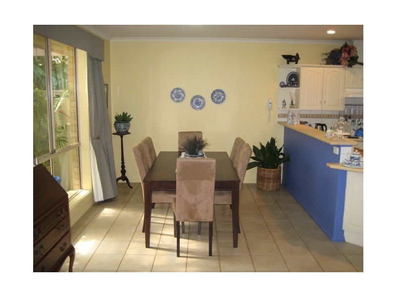 41 Dorrien Ave, Woodcroft SA 5162