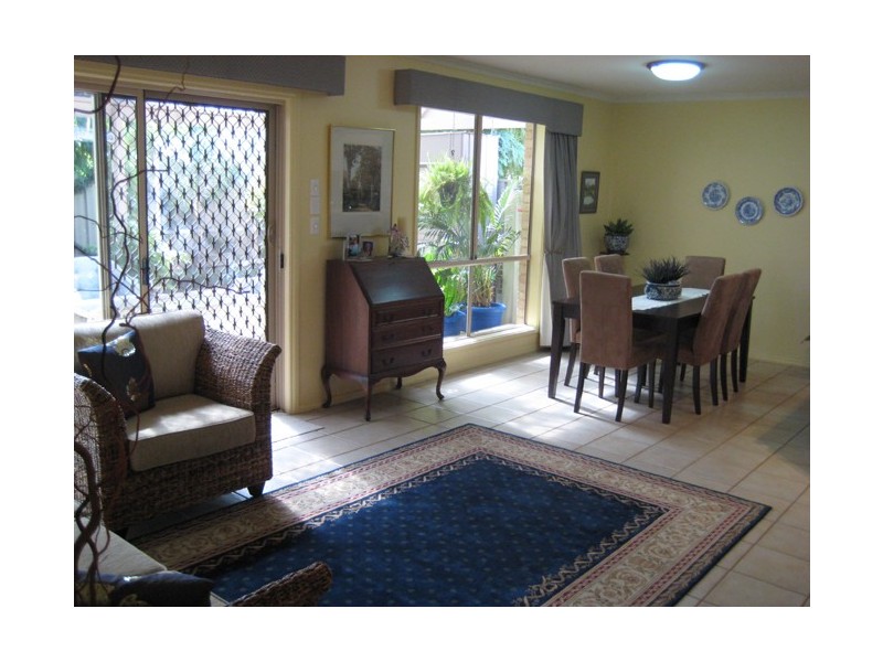 41 Dorrien Ave, Woodcroft SA 5162