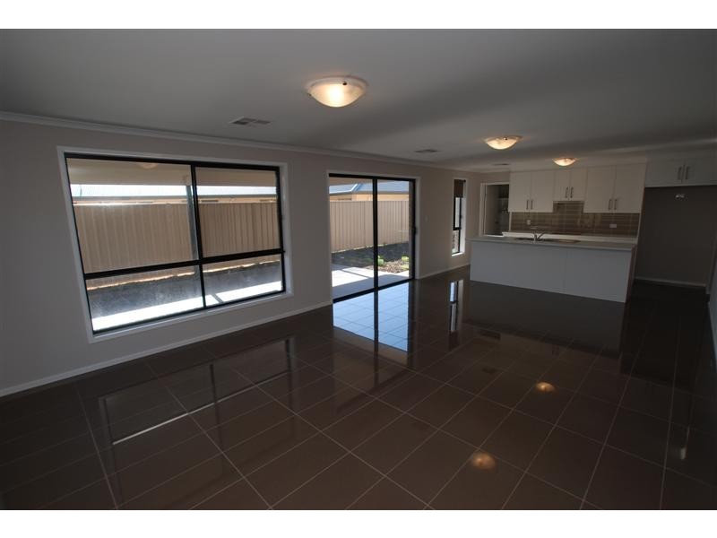 17 Shell Street, Seaford Meadows SA 5169