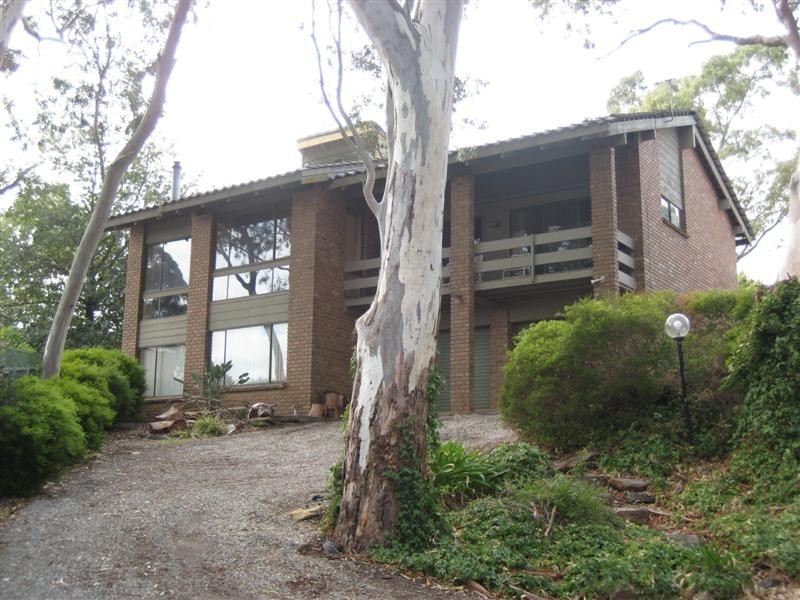 30 Mt Malvern Rd, Chandlers Hill SA 5159